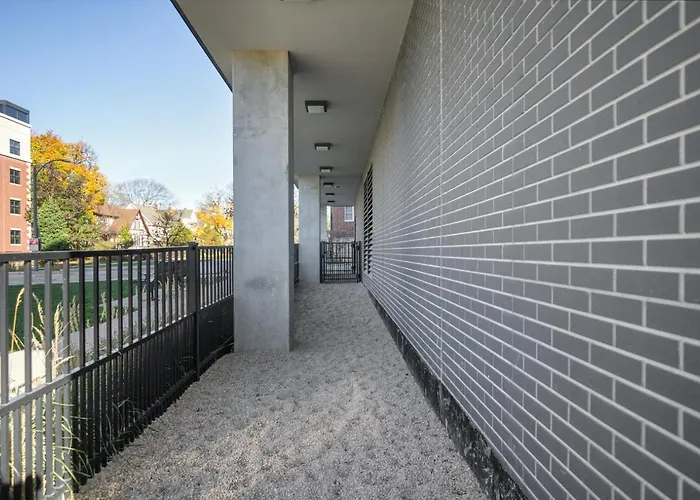 1br W Lounge Pool Gym Nr Metra Chi-866 Apartment